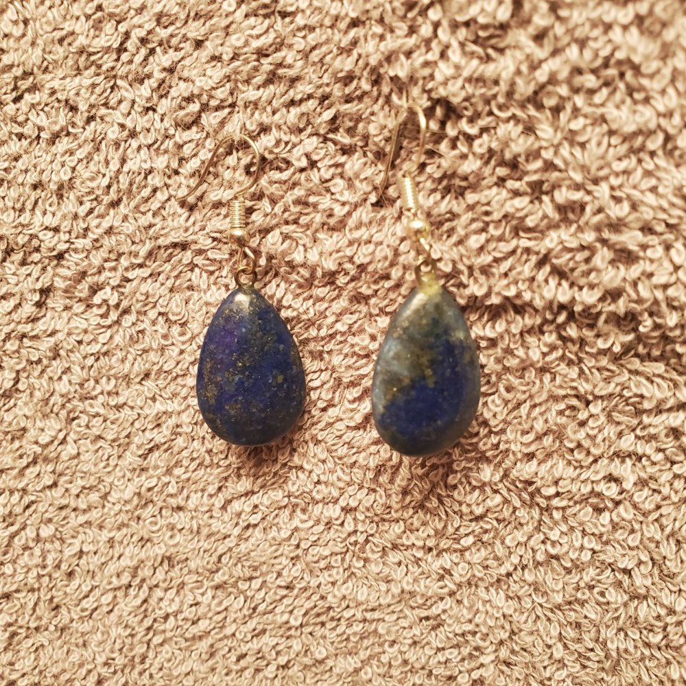 FINAL MAKRDOWN- Blue Stone Teardrop earrings - Picture 3 of 3